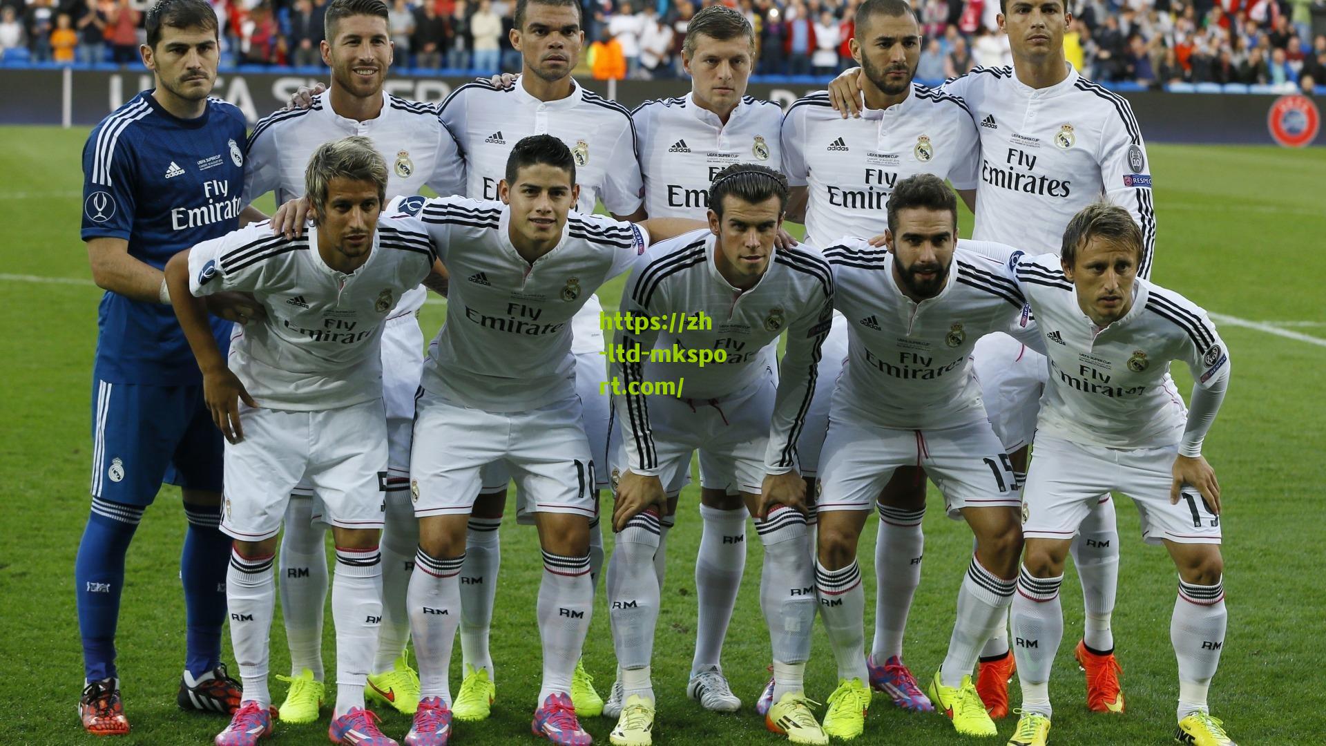 新生代巨人的交锋，霍姆格伦全面压制文班亚马，雷霆险胜马刺