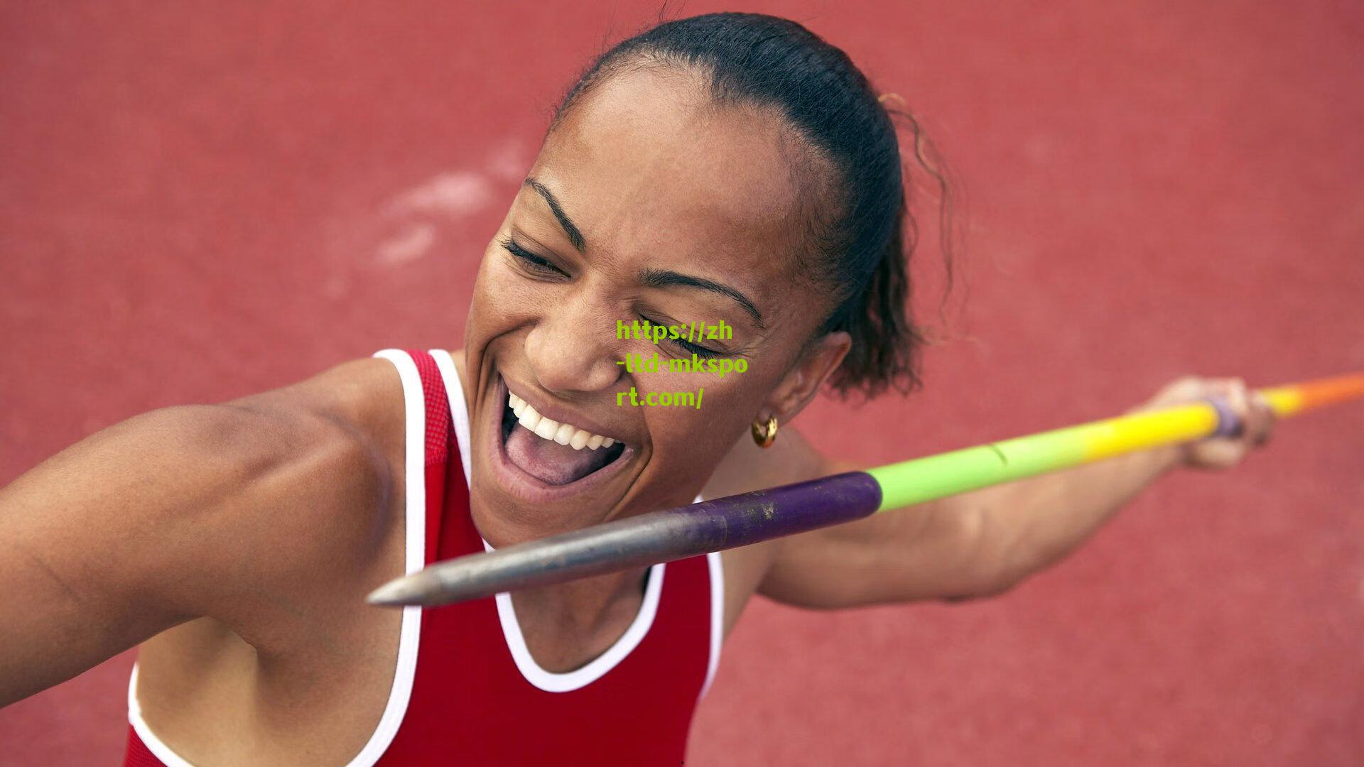 埃利奥特社交媒体引热议，晒内马尔梅西稀有球星卡 配山羊符号致敬传奇